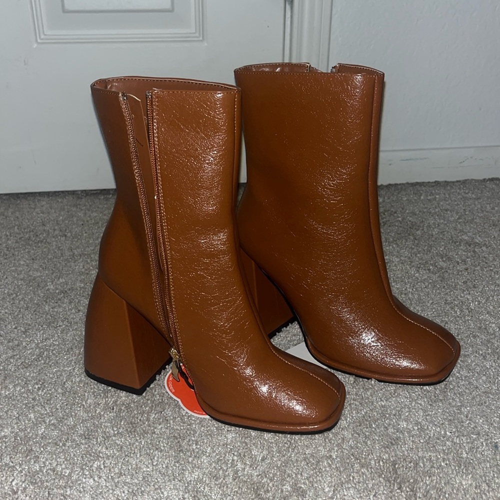 Cider Thick High Heel Boots